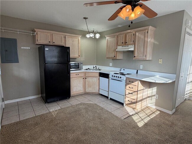 Foto del edificio - 800 W Tahlequah St