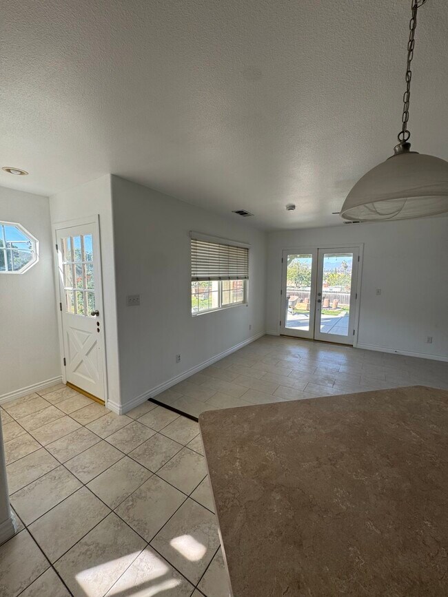 Building Photo - 3481 Grant St