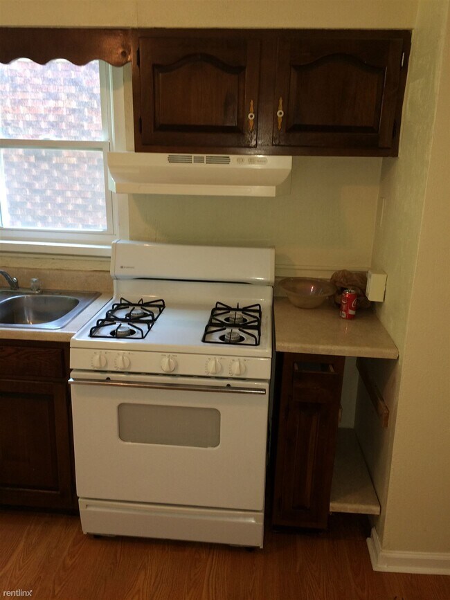 Foto del edificio - 2 br, 1 bath Duplex - 463 Ohio Avenue 463