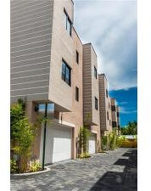 Foto del edificio - 825 NE 17th Ter