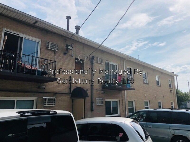 Primary Photo - 2 BEDROOM FREE HEAT - RECENTLY REHABBED