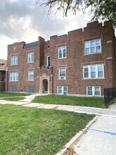 Building Photo - 219 E 78th St