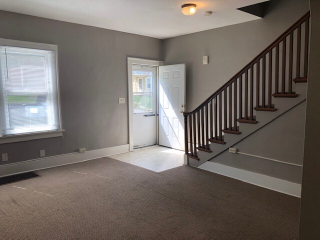 Building Photo - 222 Melrose Ct