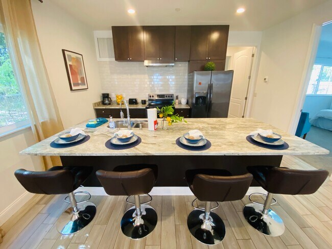 Foto del edificio - 1018 7th Ave S