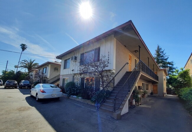 Building Photo - 14626 Magnolia Blvd