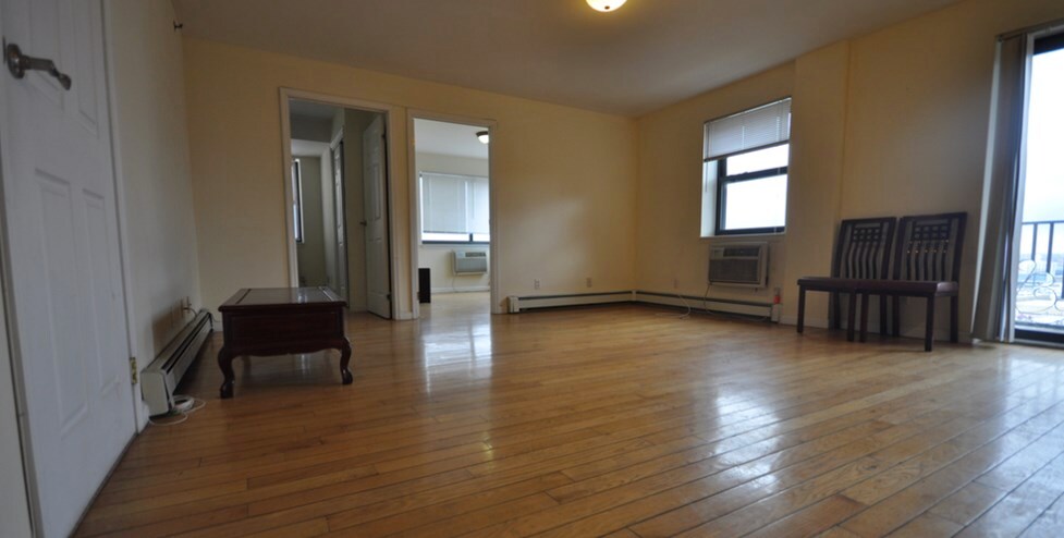 Primary Photo - 6 Prince St
