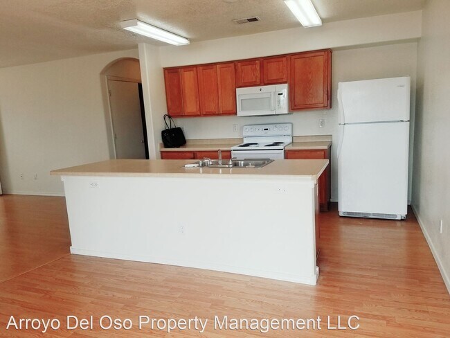 Building Photo - 4 br, 2 bath House - 816 Sandy Drive NW