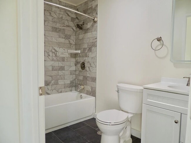 Building Photo - 22851 Valerio St