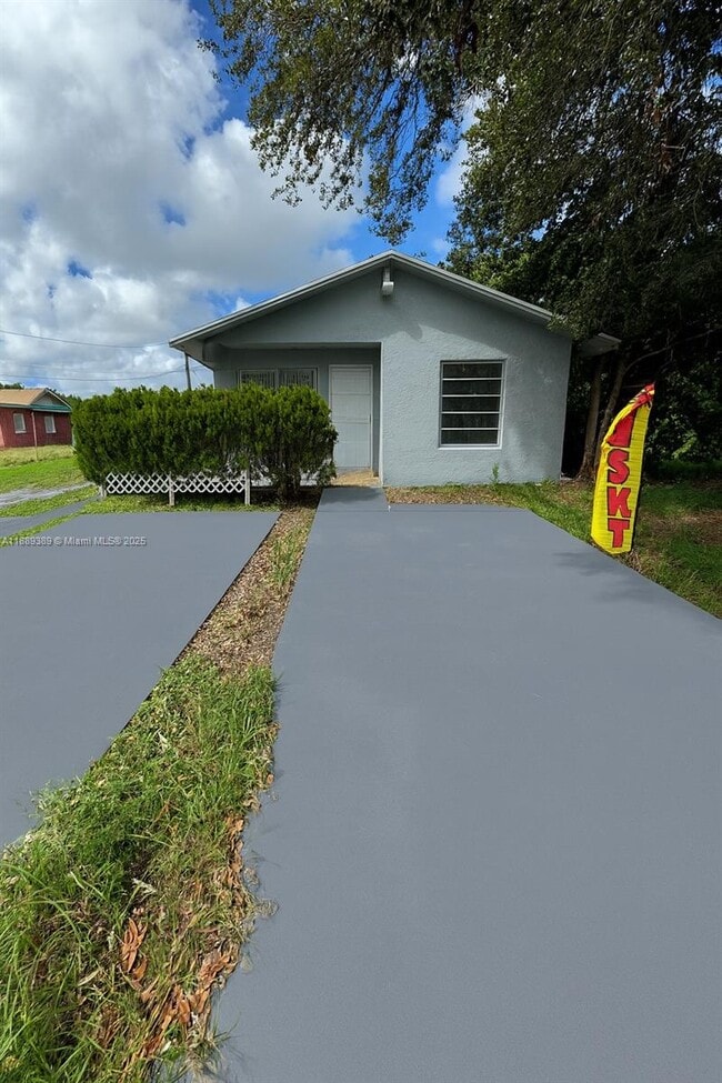 Foto del edificio - 757 NW 95th Terrace