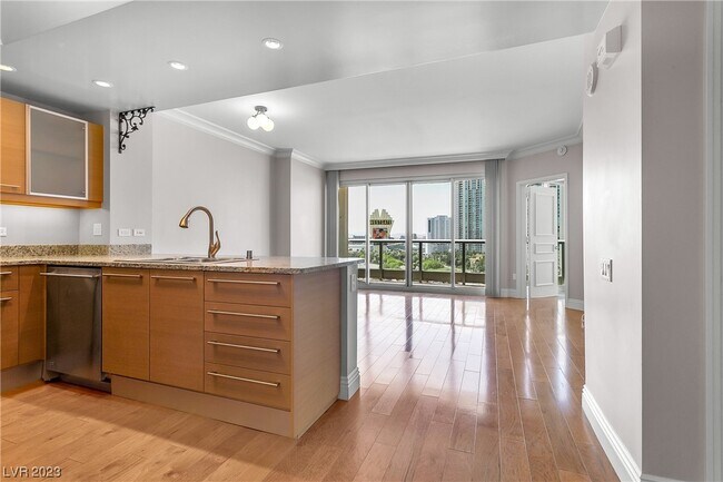 Foto del edificio - 222 Karen Ave