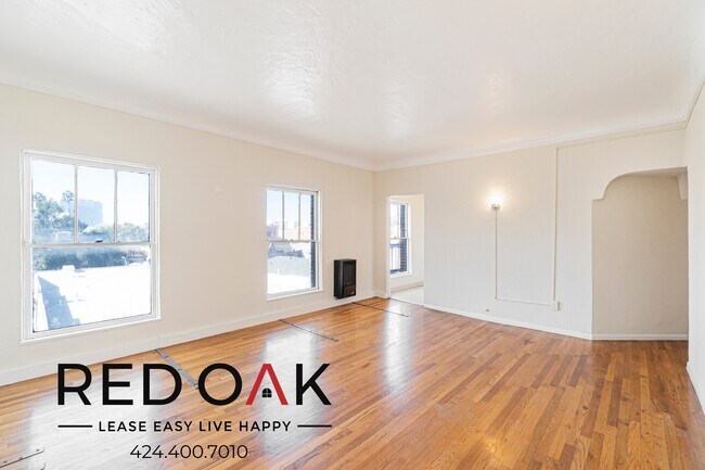 Foto del edificio - 657 Cochran Ave