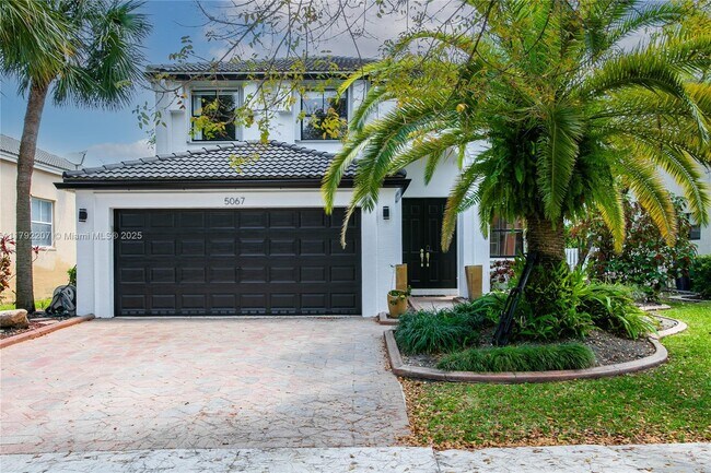 Foto del edificio - 5067 SW 162nd Ave