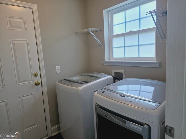 Building Photo - 101 Cherry Oaks Ct