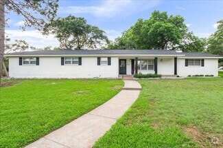 Building Photo - 8901 Whippoorwill Dr