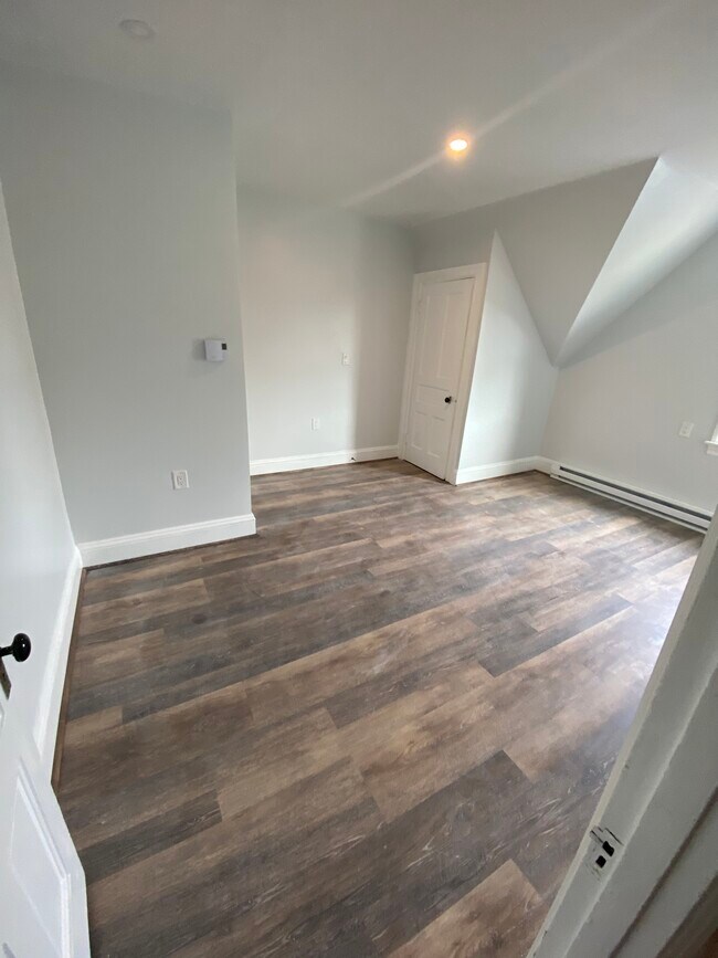 Bedroom 2 - 189 Grand Ave