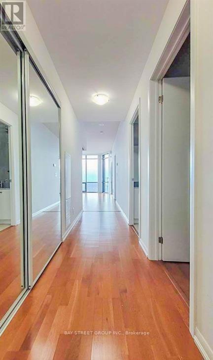 Building Photo - 832 Bay St.