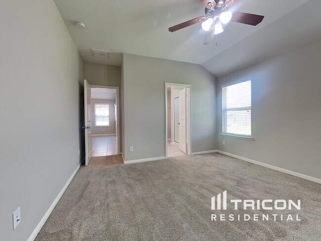 Foto del edificio - 223 Ashley Falls Ln