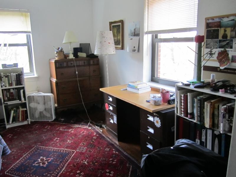 Primary Photo - 110 Longwood Ave