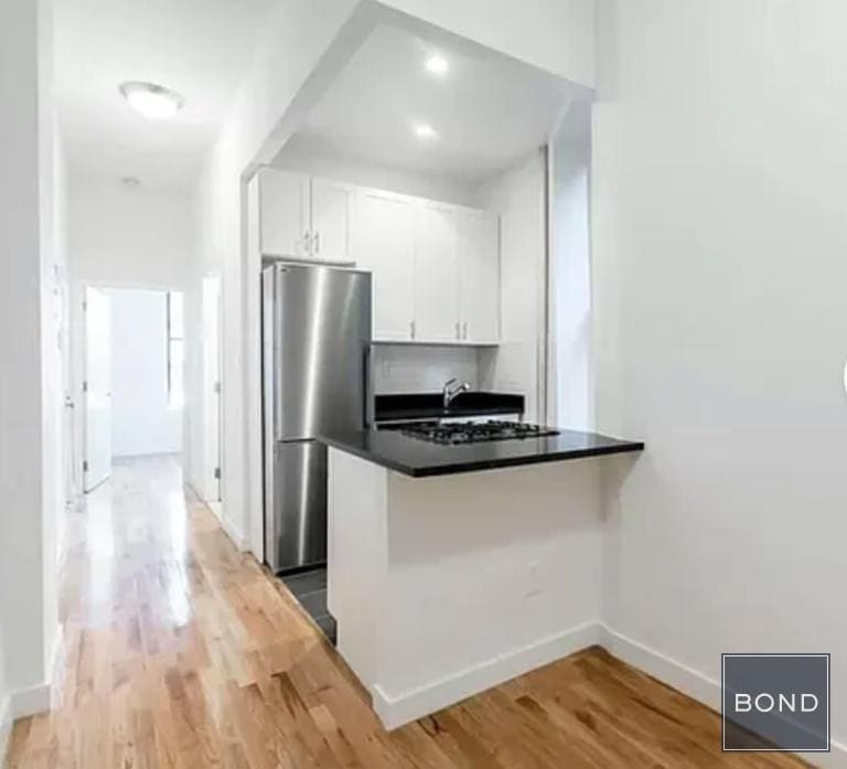 Foto principal - 314 E 91st St