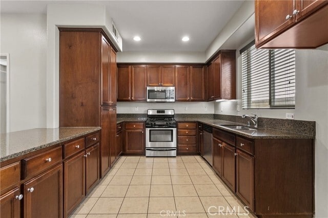 Building Photo - 425 Merced Ct