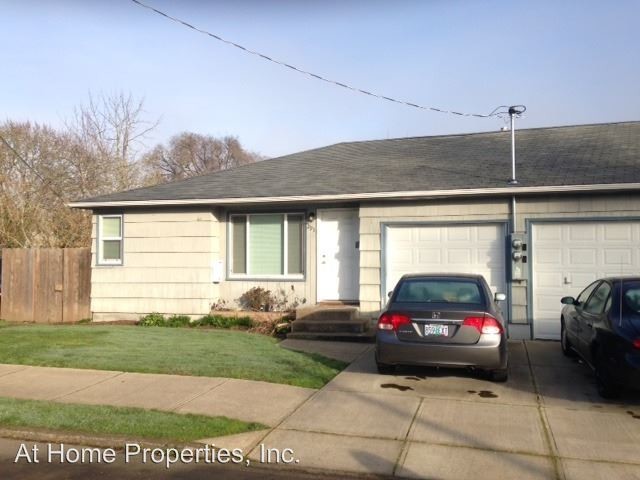 Primary Photo - 2907 NW Tyler Ave