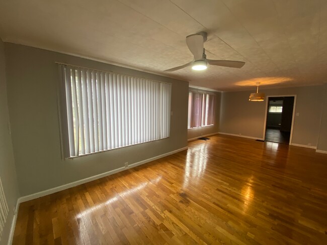 Foto del edificio - 3019 Brown St