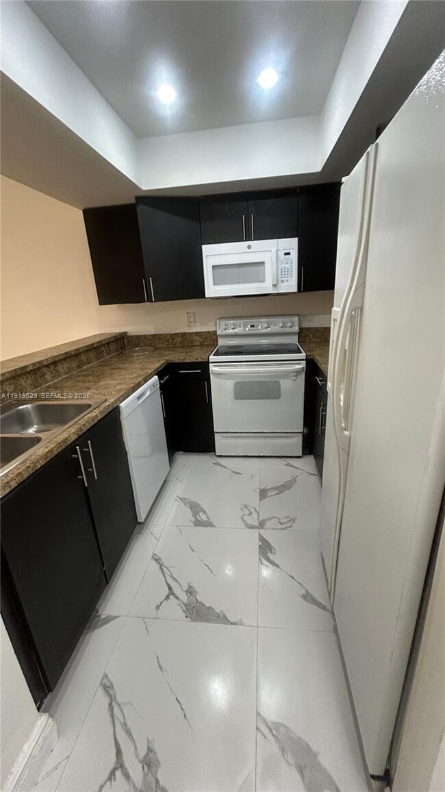 Building Photo - 16220 NW 2nd Ave