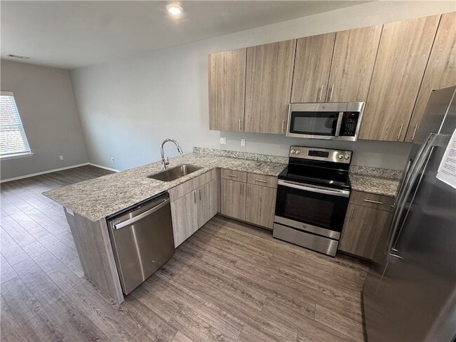 Photo - 1636 S Razorback Rd Townhome