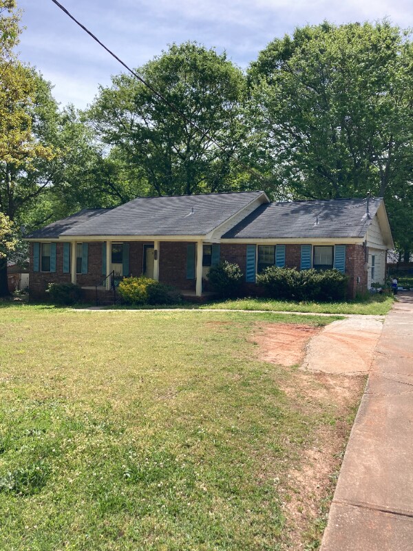 Primary Photo - 2630 Hodges Mill Rd