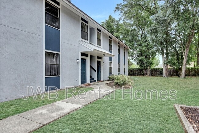 Building Photo - 10825 Key Haven Blvd