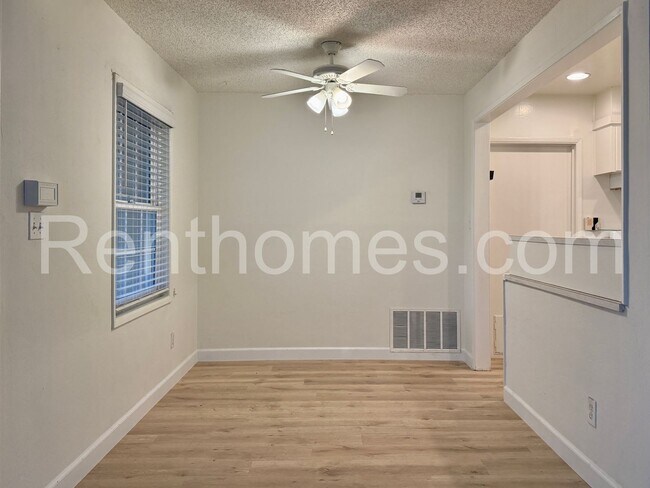 Building Photo - 631 Colorado Ave