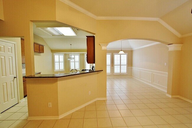 Foto del edificio - 22119 Torricelli Ln