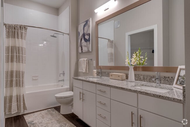 1BR, 1BA - 790SF - The Exchange