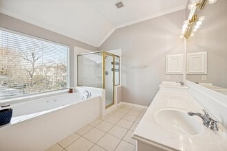 Building Photo - 4113 Blossom St