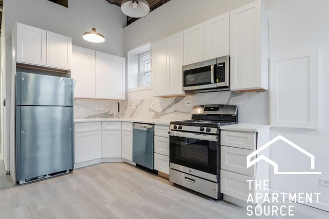Foto del edificio - 4 bedroom in Chicago IL 60647