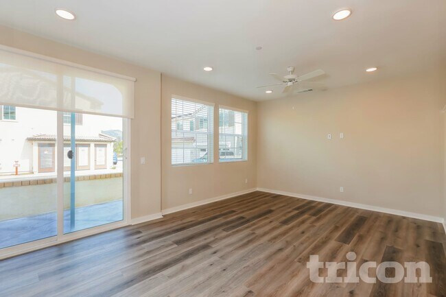 Foto del edificio - 24706 Amor Ct