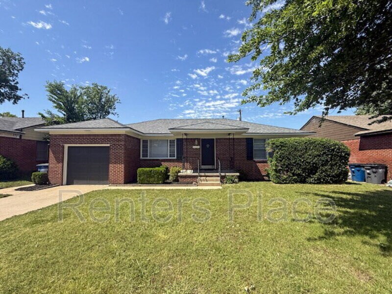 Foto principal - 1045 E 53rd St