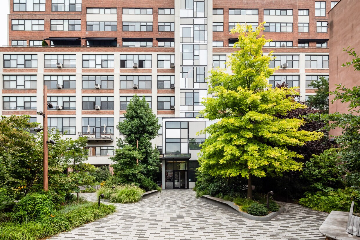 NewsWalk Lofts Apartments at 535 Dean St Brooklyn, NY
