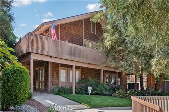 Building Photo - 1072 Cabrillo Park Dr