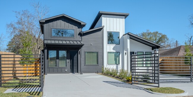 Photo - 5029 Van Fleet St House