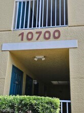 Building Photo - 10700 Ravenna Way
