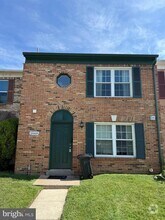 Building Photo - 2868 Bowes Ln
