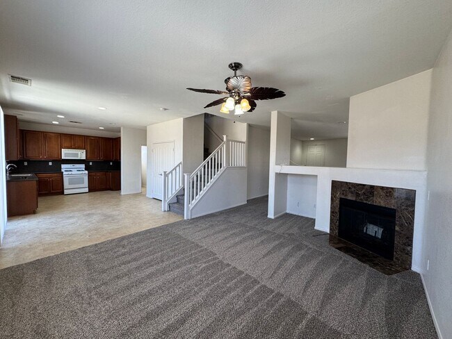 Foto del edificio - Victorville 3 Bedroom Home