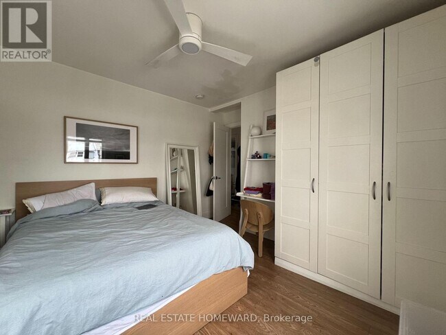 Photo du bâtiment - 110 Caroline Ave