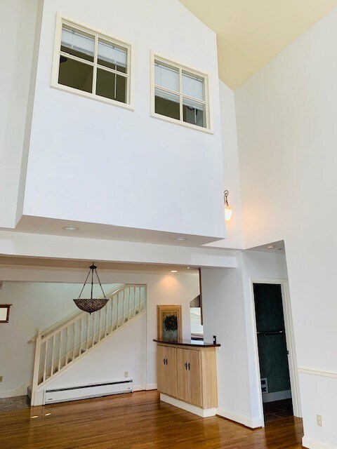 Foto del edificio - Stunning 2 Bedroom Townhouse Just Steps to...