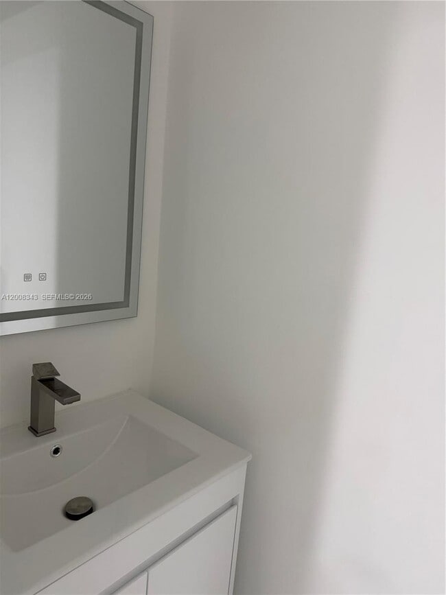 Building Photo - 2669 W 52nd St
