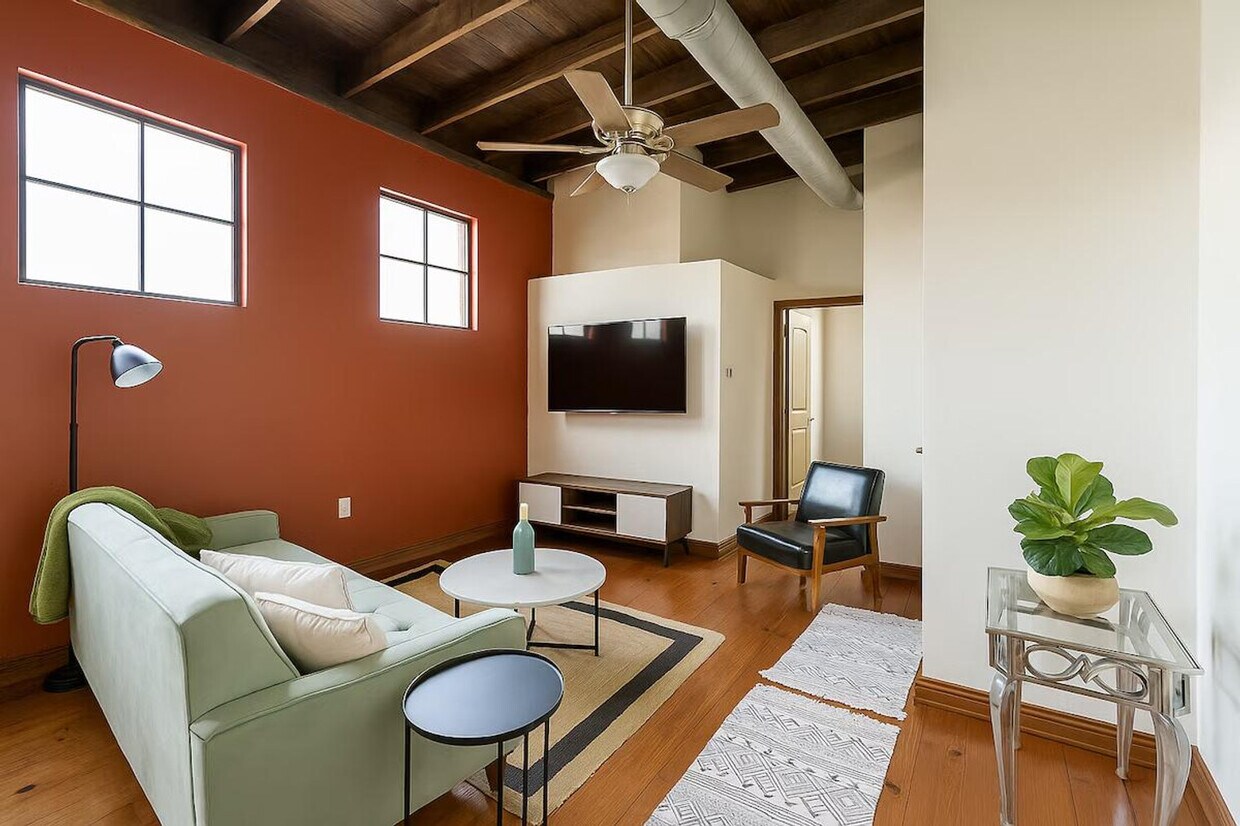 Foto principal - 521 N Jefferson Ave