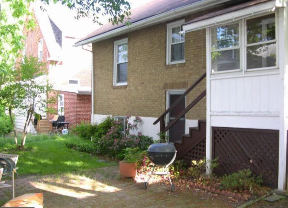 Foto del edificio - 4703 Harvard Rd