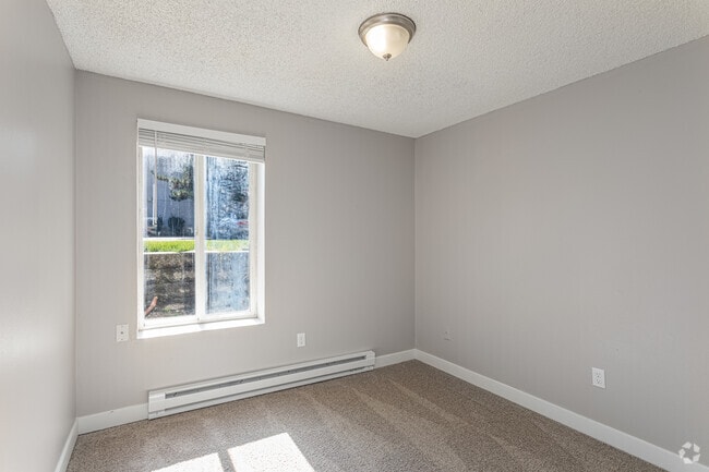 2BR, 1BA - 830-850SF - Riverton Terrace