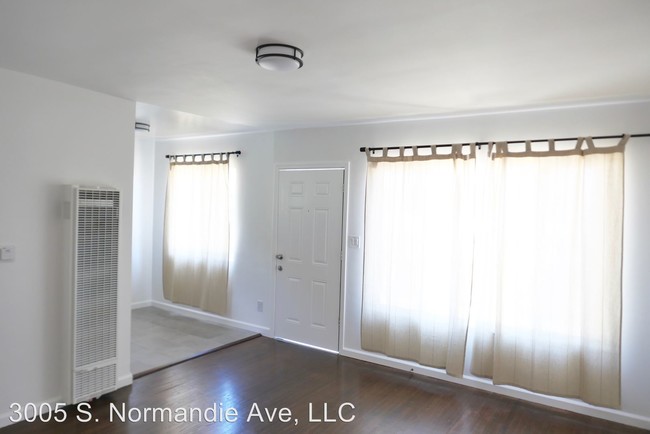 Building Photo - 3005 Normandie Ave